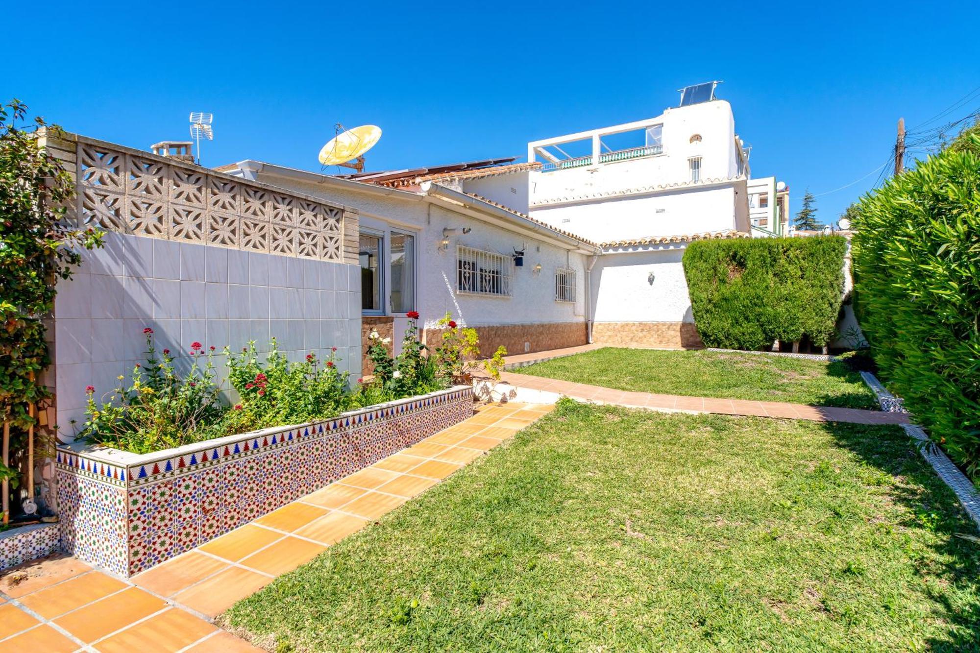 Villa Sevilla Casasol Нерха Екстер'єр фото